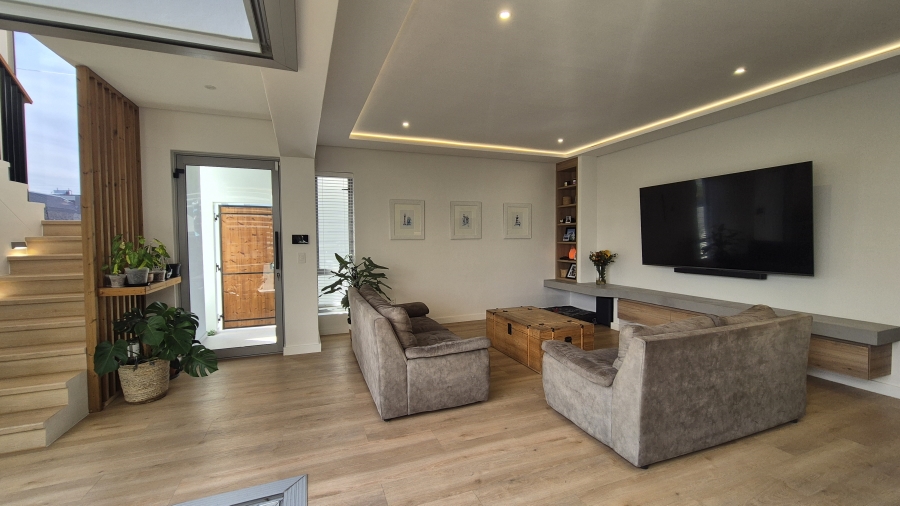 4 Bedroom Property for Sale in Sandown Western Cape